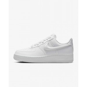 NIKE AIR FORCE 1 LOW TRIPLE WHITE 